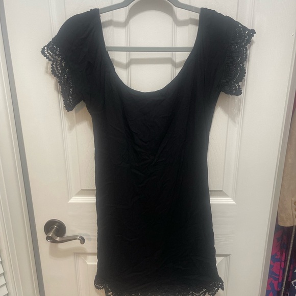 Chic Black Lace Sleeve Mini Dress - Picture 12 of 12